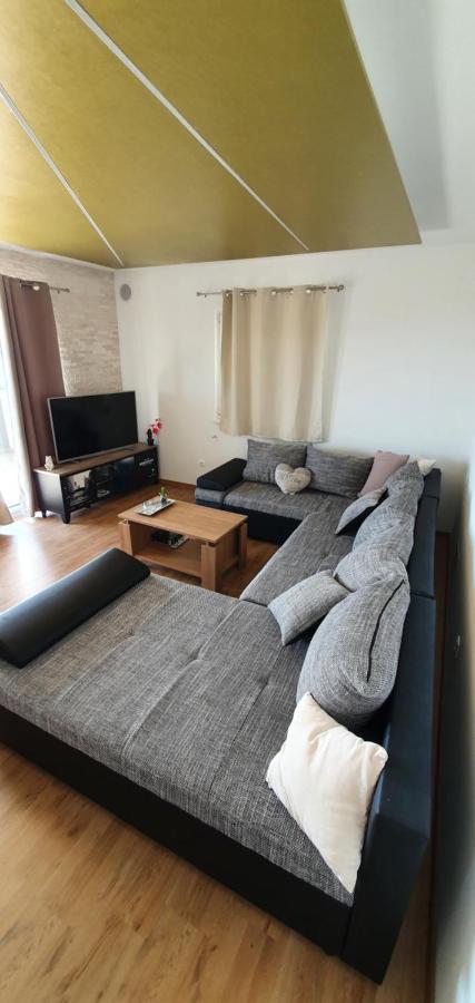 Apartments Kalajica Трогир Екстериор снимка